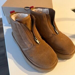 Ugg zipped up boots